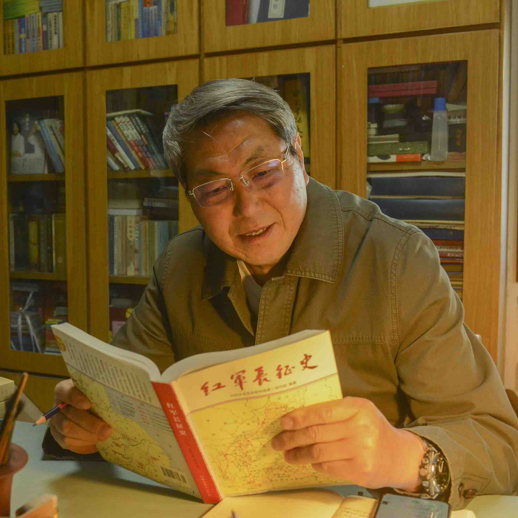 初心如炬 清风如竹——记人民银行焦作市分行老党员吕泽忠-新华图闻网