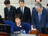 朴槿惠被拘留所长劝出庭后怒了:没跟你解释过吗?